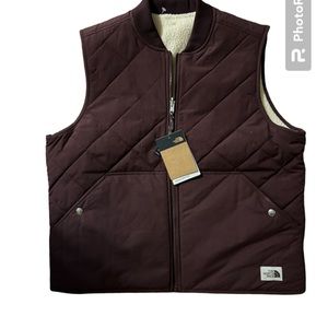 Women’s north face vest